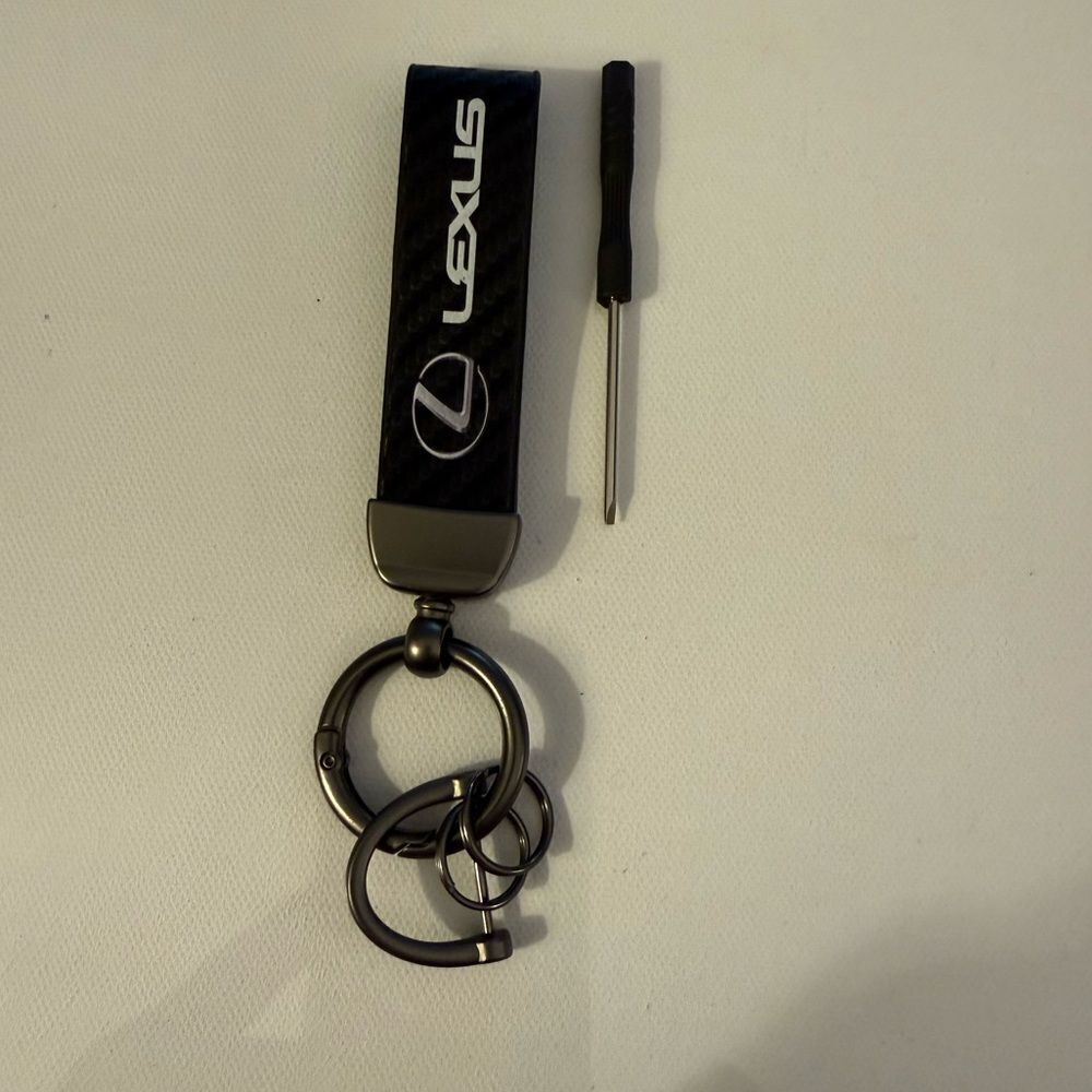 Lexus Key Fob Keychain in Black Carbon Fiber NWT